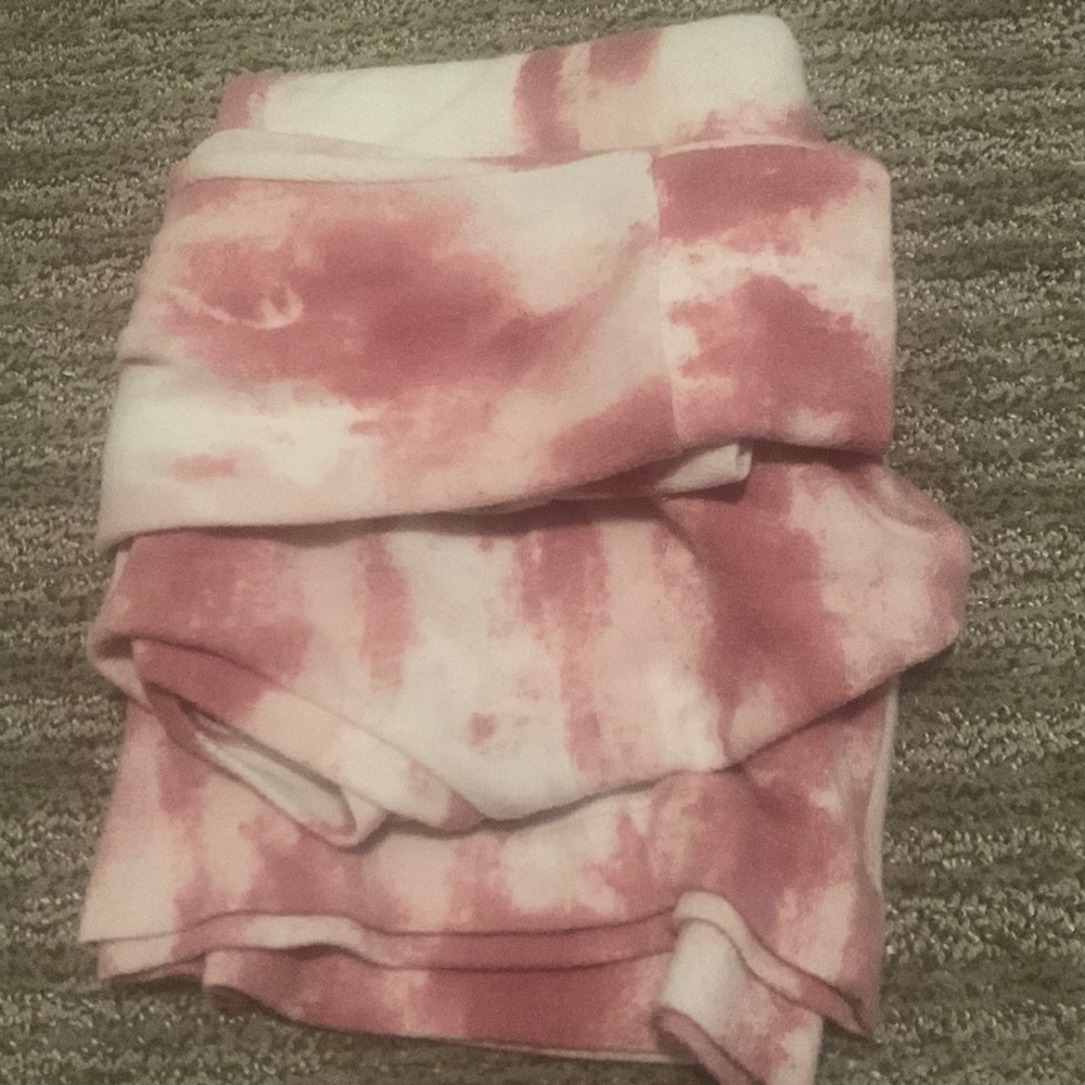 Long sleeve shirt with rose pink splashed color